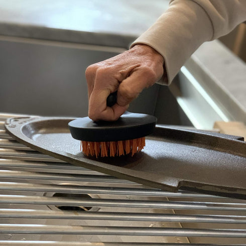 Outset 76621 Himalayan Salt Block - Pizza Stone and Cast Iron Pan with Nylon Cleaning Brush and Stainless Steel Scraper