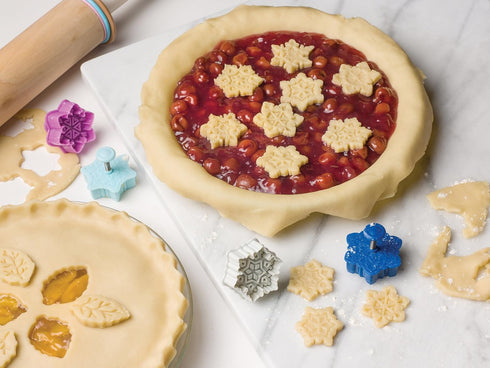 Fox Run Assorted Winter Snowflake Pastry/Cookie/Pie/Fondant Stamper and Cutters 2", Set of 4, Multi-Color