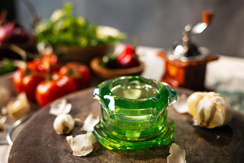 Nextrend Garlic Twister 4th Generation, 3-5 Clove Capacity, Dishwasher-safe, BPA-Free, Clear