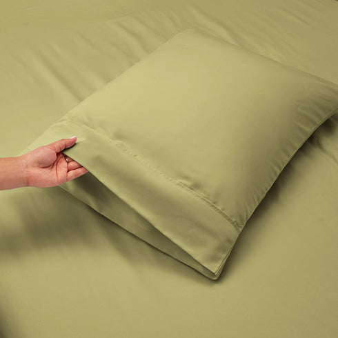 Nestl Bed Linen Set - Queen, 4 Piece Microfiber in Sage Green, Deep Pocket, Soft Premium