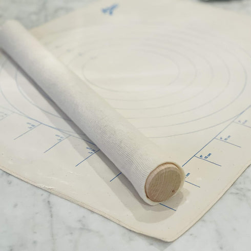 Ateco Off-White Canvas Pastry Cloth and Rolling Pin Cover, 25" x 20"