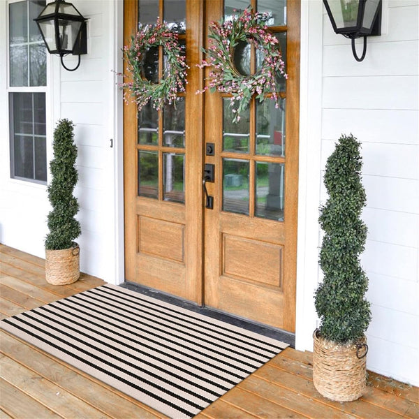 LEEVAN Washable Proch Rug, Soft Entryway Rug 2.3'X3.6', Black and White Cotton Woven Bathroom Decor