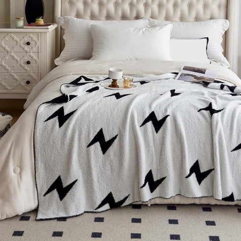 50x60 NIDITW Black Lightning Bolt Throw Blanket Ultra Soft Microfiber Fleece Lightweight Knit All Season Blanket
