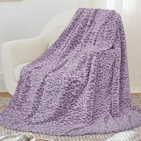 60"x80" Twin Size Blankets for Bed - Lightweight Purple Blanket Throw for Women, Soft Fuzzy Lavender Fleece Bedding