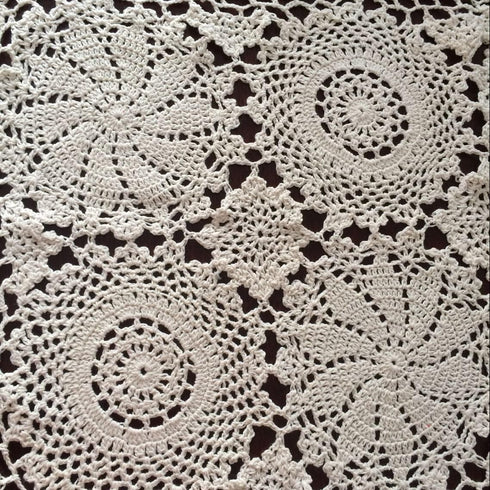 Abreeze Rustic Floral Table Runner, Hand Crochet Table Doily, Beige Cotton Lace Table Decoration 15.7"X59"