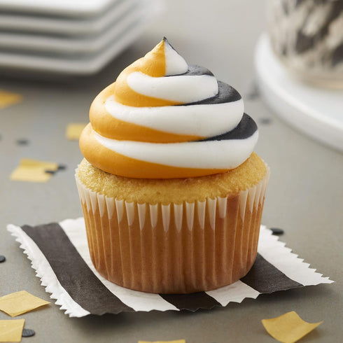 Wilton Color Swirl Icing Kit, 9-Piece Set with Plastic Coupler, Piping Bags and Tips