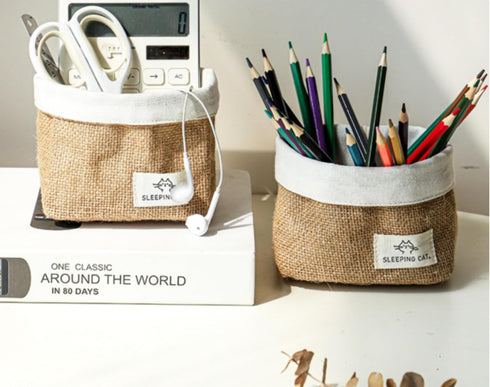 Small Cotton and Linen Hanging Storage Basket, Ideal for Organizing Keys and Miscellaneous Items on Desktop