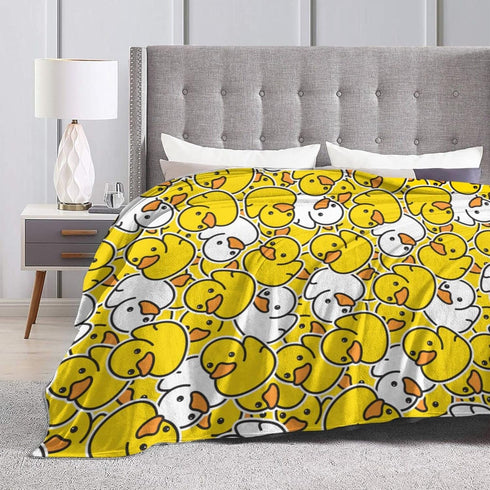 Perinsto 80"X60" Cute Rubber Ducks Throw Blanket Ultra Soft Warm All Season Cartoon Duckies Decorative Fleece Blankets