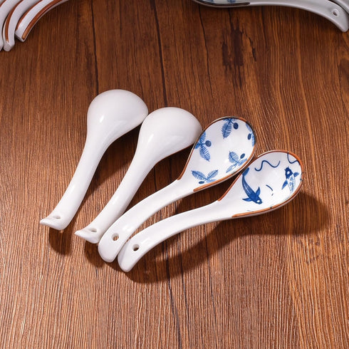 4 Pieces Japanese Soup Spoons, Ceramic Asian Soup Spoon Sets Suitable for Pho, Ramen, Noodles