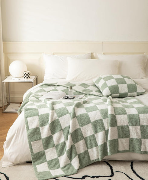 Ultra Soft Cozy Buffalo Checkerboard Grid Fluffy Microfiber Queen Size Bed Blanket
