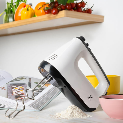 Moss & Stone Electric Hand Mixer, 250W, 6 Speed with Snap-On Storage Case, 4 Stainless Steel Accessories for Baking