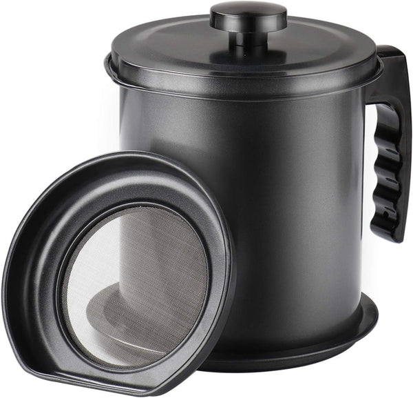 Ourokhome Bacon Grease Container with Strainer, 1.6 L Iron Kitchen Oil Storage Can for Hot Frying Oil