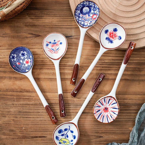 Soup Spoon, Asian Ceramic Spoons with Long Handle, Japanese Soup Spoon Set of 6 for Ramen, Wonton, Dumplings