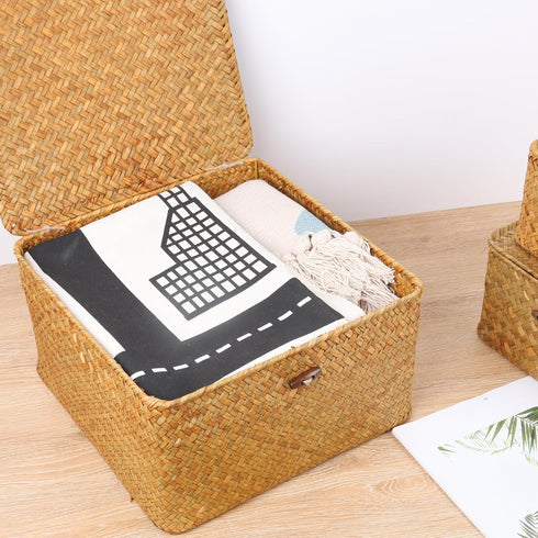 Wicker Shelf Baskets with Lid, Handwoven Seagrass Storage Basket Bins for Home Decor Organizer (Natural, Small)