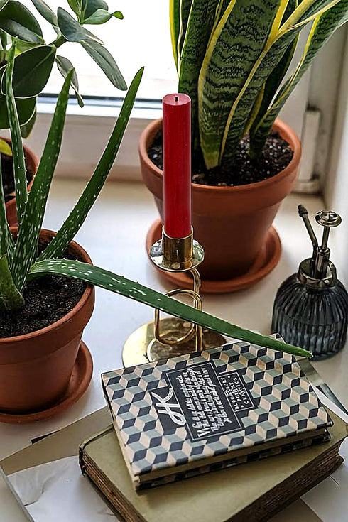 Hyoola 10 Inch Dinner Candles - 12 Pack - Red Tall Unscented Rustic Long Burning Candle Sticks