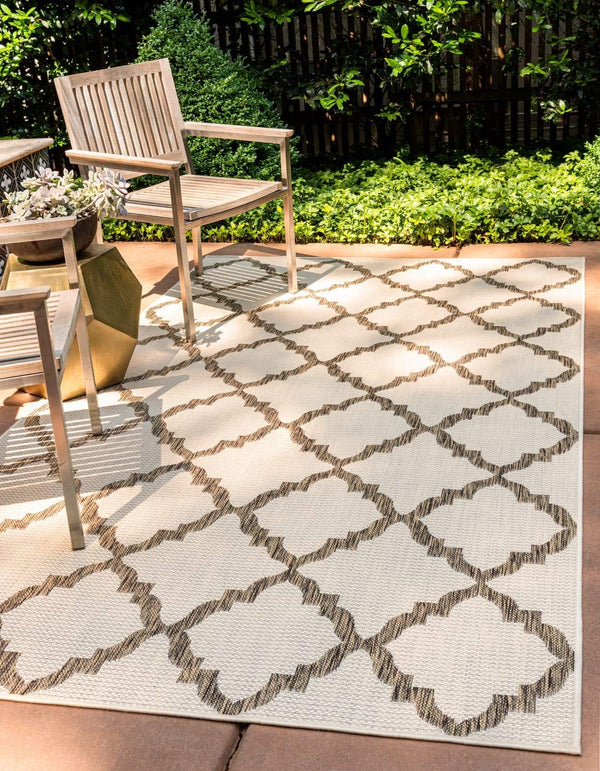 Unique Loom Outdoor Trellis Collection Area Rug - Raised Trellis (2' 2" x 3' 1", Beige/Brown)