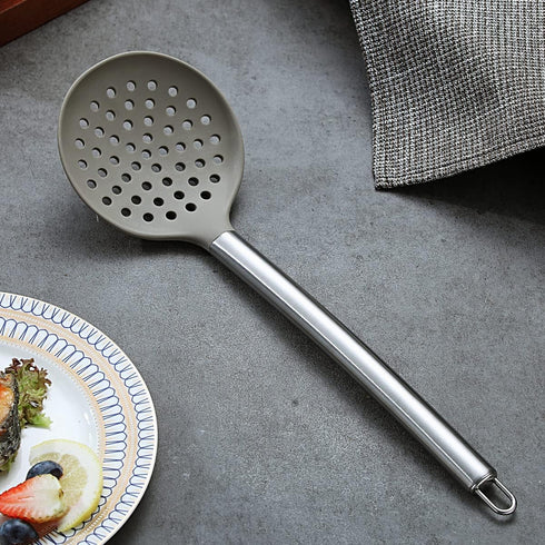 Non-stick Silicone Strainer Skimmer, Berglander Kitchen Cooking Tool, Easy to Clean, Dishwasher Safe