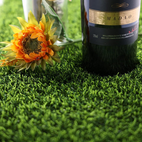 Kesfey Grass Table Runner, 12 x 72 Inch Synthetic Grass Rug Roll for Holiday Party Tabletop Decoration