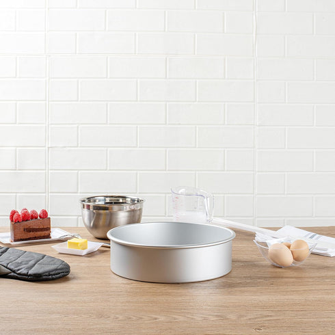 Met Lux 10 x 3 Inch Straight-Sided Baking Tin, 1 Round Cake Pan - Oven-Ready, Freezable, Anodized Aluminum for Baking