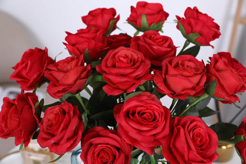 JUSTOYOU 10Pcs Artificial Roses Flowers, Realistic Silk Rose, Long Stem Bouquets for Home Wedding Decoration