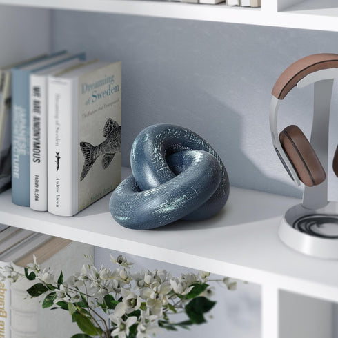 EOSAHR Boho Pine Wood Knot Decor Blue Wooden Chain Link Sculpture for Coffee Table, Bookshelf & Side Table Simple