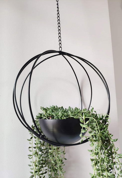 RISEON Boho Black Metal Plant Hanger,Metal Geometric Hanging Planter, Modern Planter, Mid Century Air Plant Holder