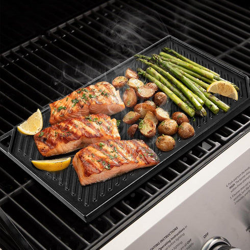 GGC Cast Iron Griddle, Reversible Flat Top Griddle for Gas Grills, Stove Tops, Outdoor Cooking, 16.5 x 9.5 Baking Plate