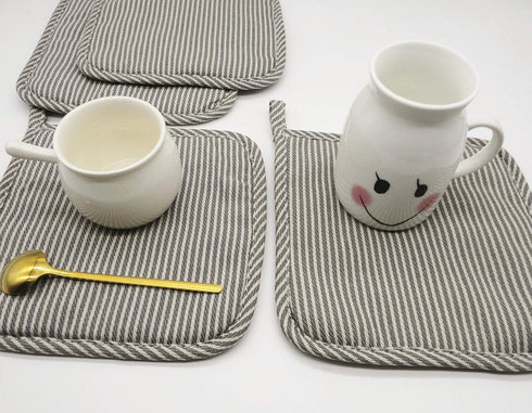 Set of 3 Cotton Oven Mitts and Pot Holders, Grey Stripes, Quilted Heat Resistant Kitchen Gloves