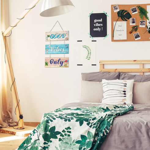 Hotop Beach Sign Decor, Hanging Sea Decorations with Starfish and Seahorse Wall Plaque for Elegant Beach Decoration