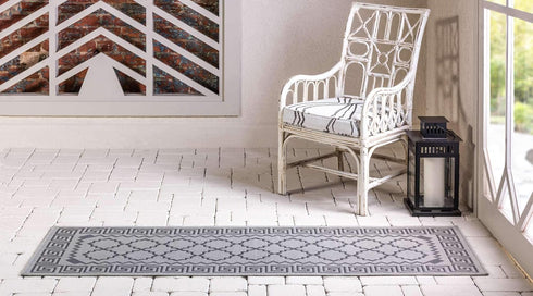 Unique Loom Outdoor Trellis Collection Area Rug - Stars, Gray/Silver (2' x 6' 1" Runner)