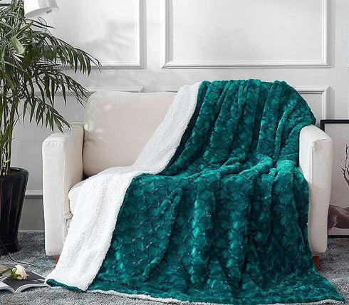 63" 90" DaDa Bedding Lavish Emerald Green Blue Faux Fur Fuzzy Throw Blanket - Mermaid Scales Design White Sherpa