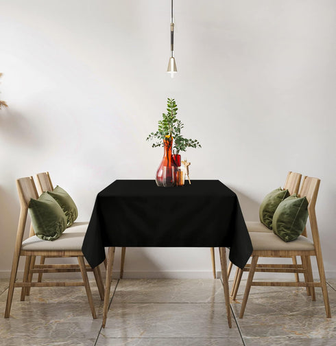 Utopia Kitchen 2 Pack 6 Foot Rectangle Table Cloth, Black, Stain and Wrinkle Resistant for Dining and Parties