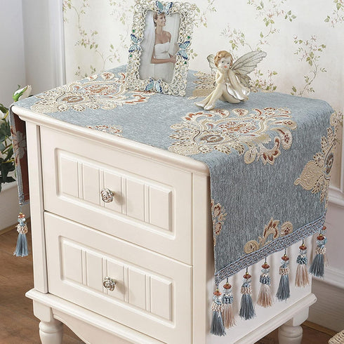 15.735.4 Inch European-Style Bedside Tablecloth Jacquard Table Cover Fabrics Table Cloth Dust Cover Embroidery Tassel