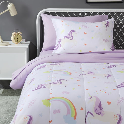 Amazon Basics 5-Piece Soft, Easy-Wash Microfiber Kid's Bed-in-a-Bag Bedding Set with Sheet