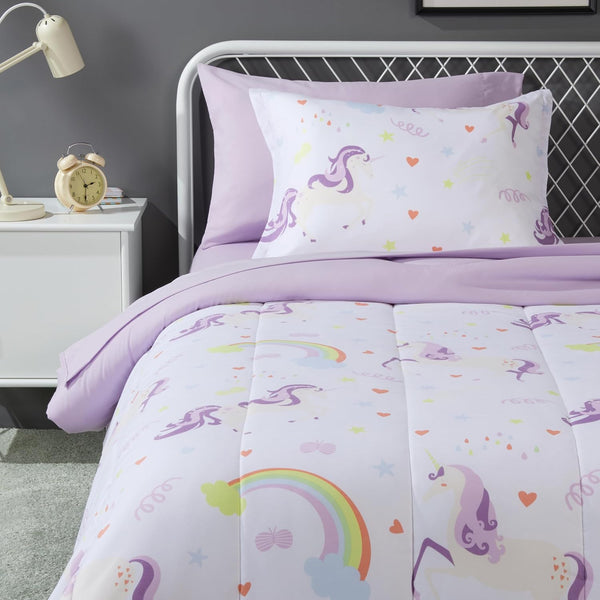 Amazon Basics 5-Piece Soft, Easy-Wash Microfiber Kid's Bed-in-a-Bag Bedding Set with Sheet