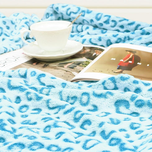 Cozy 40"x50" Blue Throw Blanket, Small Soft Fuzzy Baby Toddler Blankets for Girls Boys, Cyan Blue Gifts for Birthday