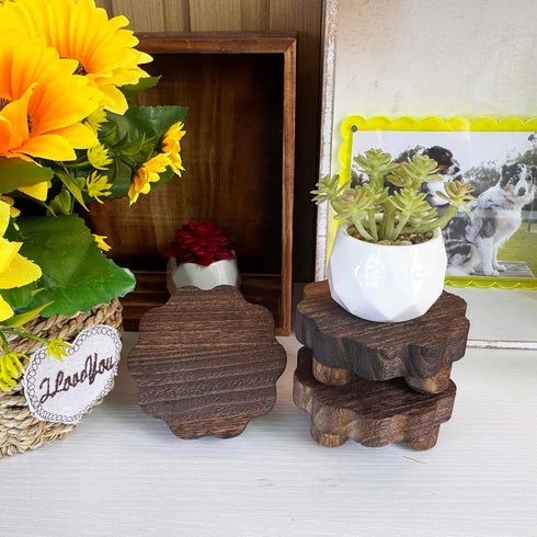 DEMULANS 3 Pack 4 Inch) Tiny Scalloped Wood Risers for Display ,Small Wooden Stands with Removable Feet Farmhouse