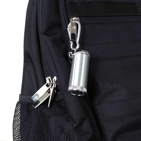 Metal Portable Ashtray, Outdoor Cigarettes Ashtray with Lid, Keychain, Cylinder Silver