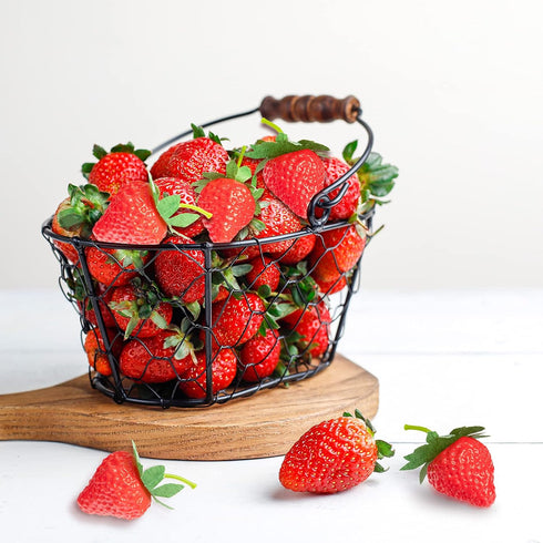 VIDELLY 20 Pieces Artificial Strawberries, Lifelike Red Realistic Plastic Fruit for Kitchen Party Decoration, Photo
