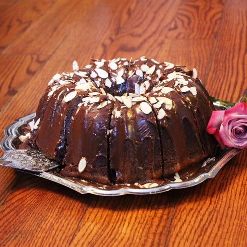 Classic Bakeware 10 Inch Non-stick Fluted Cake Pan, Heavy Duty Carbon Steel Baking Mold in Gray