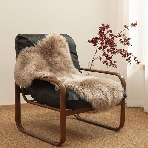 Ashler Faux Fur Rug, Beige Area Rugs, Fluffy Sheepskin Fur Rug, 2 x 3 Ft, Machine Washable Shag Rug