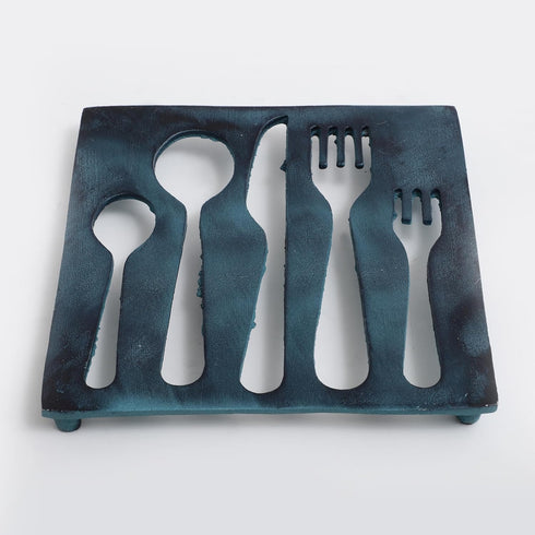 Cutlery Set Shaped Metal Trivet for Serving Hot Dish, Pot, Pans & Teapot on Kitchen Countertop, Heat Resistant