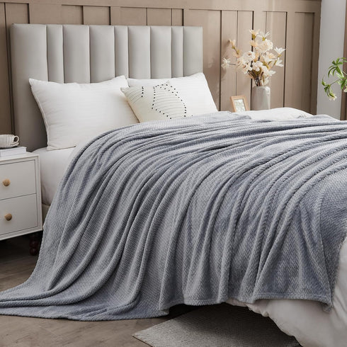 NEWCOSPLAY Super Soft Throw Blanket, Grey Premium Silky Flannel Fleece Leaves Pattern, All Season Use