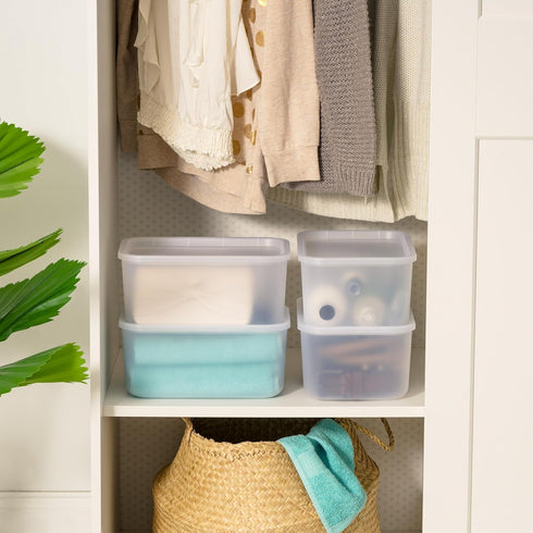 IRIS USA Plastic Storage Basket with Lid, 4-Pack Stackable for Kitchen, Bathroom, Bedroom, Stylish Design, Pearl