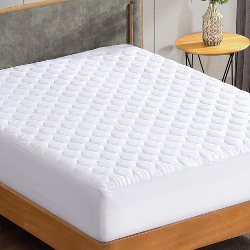 The Grand California King Size Mattress Pad, Soft Plush Mattress Protector, Protects from Dust and Dirt