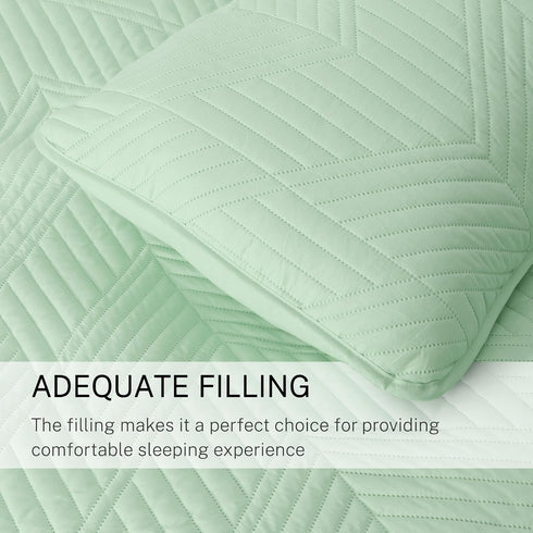 Exclusivo Mezcla Ultrasonic King Quilt Bedding Set - Lightweight Sage Green Bedspreads, 1 Quilt and 2 Pillow Shams