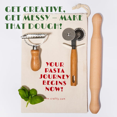 Set Set DIY Pasta Making Kit | Gourmet Pasta | All-in-One with Rolling Pin, Cutting Wheel, Ravioli Stamp, Spices
