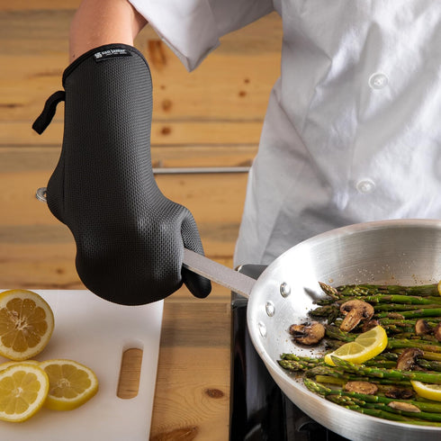 San Jamar UCMX13BK Textured Neoprene Ultigrips Oven Mitt, 13" Length, Black, with WebGuard