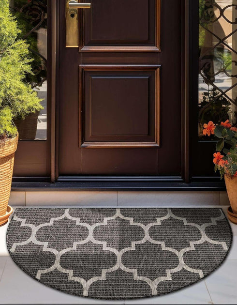 Unique Loom 2' 7" x 4' 1" Outdoor Trellis Collection Area Rug in Hearth Black/Ivory