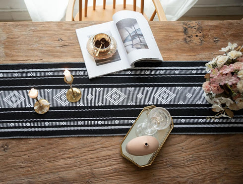vgunama 71 Inches Boho Table Runner with Tassel, Farmhouse Table Runner Long for Dining Table Decor, Wedding, Party